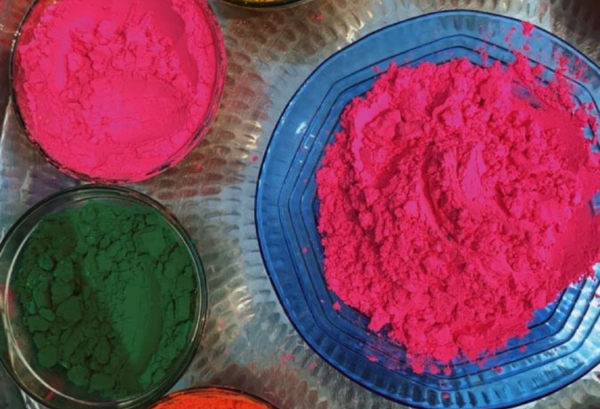 Holi : Une Danse de Couleurs et d’Émotions